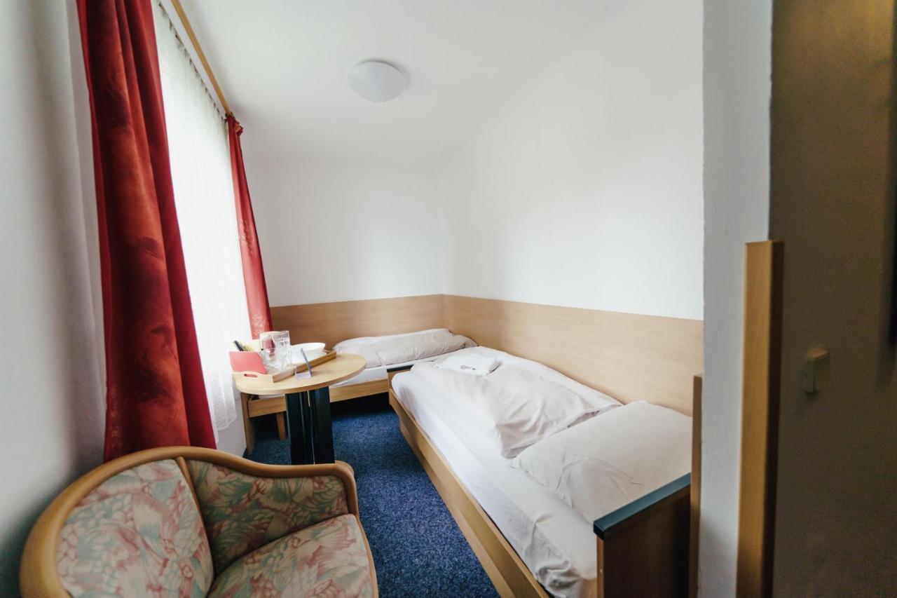 Gaestehaus Frank Hotell Velden am Wörthersee Eksteriør bilde